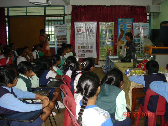 Ceramah Anugerah Sekolah Hijau di Sekolah Rendah Tamil Perai pada 27-9-2010